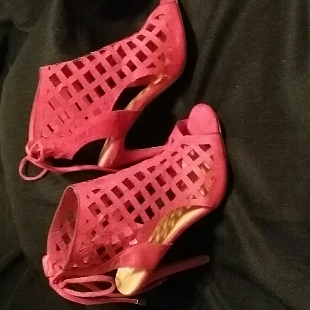 Cape Robin Shoes